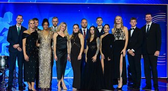 Ze zákulisí Atleta roku: reportérka v dešti, zlatá Lu, Šebrle zpíval Schellingera Ze zákulisí Atleta roku: reportérka v dešti, zlatá Lu, Šebrle zpíval Schellingera