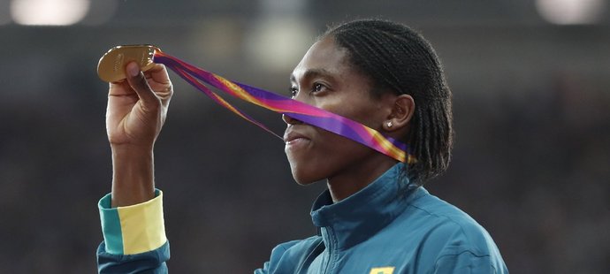 Caster Semenyaová zopakovala triumf z MS v Berlíně v roce 2009 a z loňské olympiády v Riu de Janeiro.