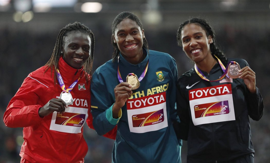 Caster Semenyaová z Jihoafrické republiky vyhrála v nejlepším čase roku 1:55,16.