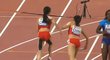 Čínské sprinterky nezvládly poslední předávku a jejich snaha o nápravu baví svět