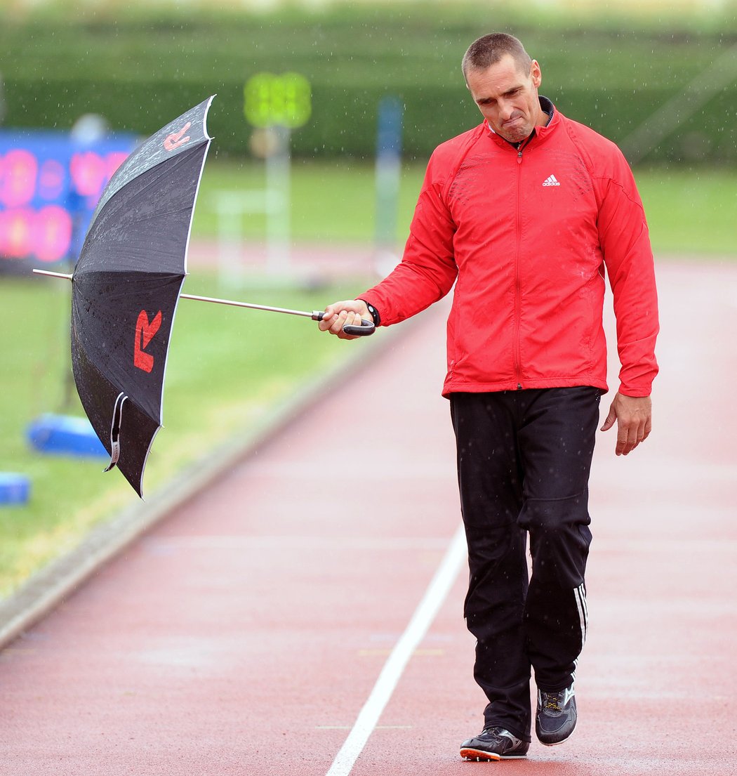 Roman Šebrle během desetibojařského mítinku v Kladně