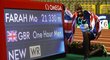 Britský běžec Mo Farah vylepšil na mítinku Diamantové ligy v Bruselu světový rekord v hodinovce na 21.330 m