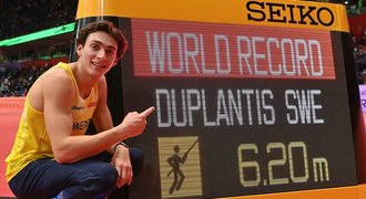 620! Úžasný Duplantis opět překonal rekord, Česko na MS bez medaile