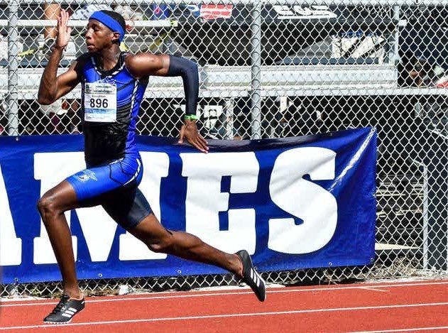 Američan Erriyon Knighton překonal na trati trati 200 metrů na mítinku v Jacksonville v kategorii do 18 let rekord Usaina Bolta