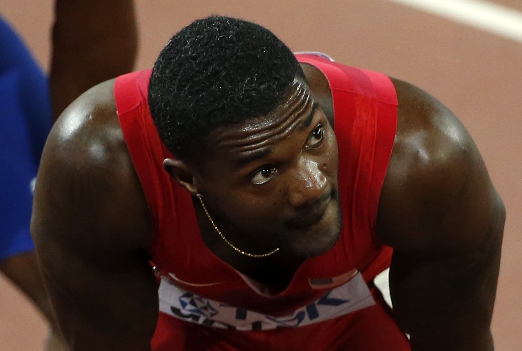 Justin Gatlin postoupil do finále běhu na 200 metrů