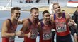Čeští sprinteři (zleva) Vít Müller, Michal Desenský, Pavel Maslák a Patrik Šorm se radují ze zisku stříbrných medailí na HME v Toruni
