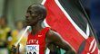VIDEO: Mini Bolt Kemboi bavil diváky, pak oznámil přechod k maratonu
