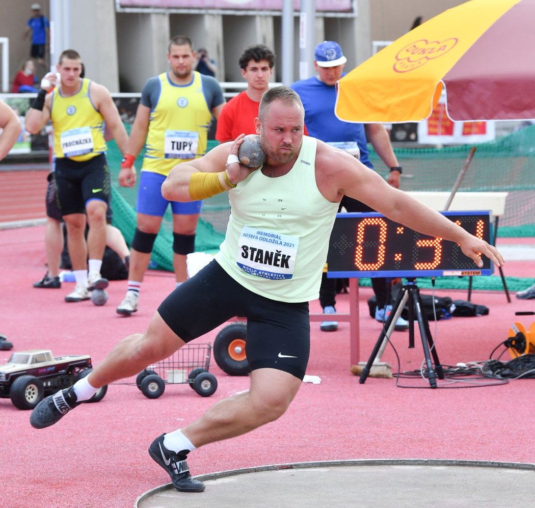 Český koulař Tomáš Staněk bude na ME závodit ve finále disciplíny vrh koulí