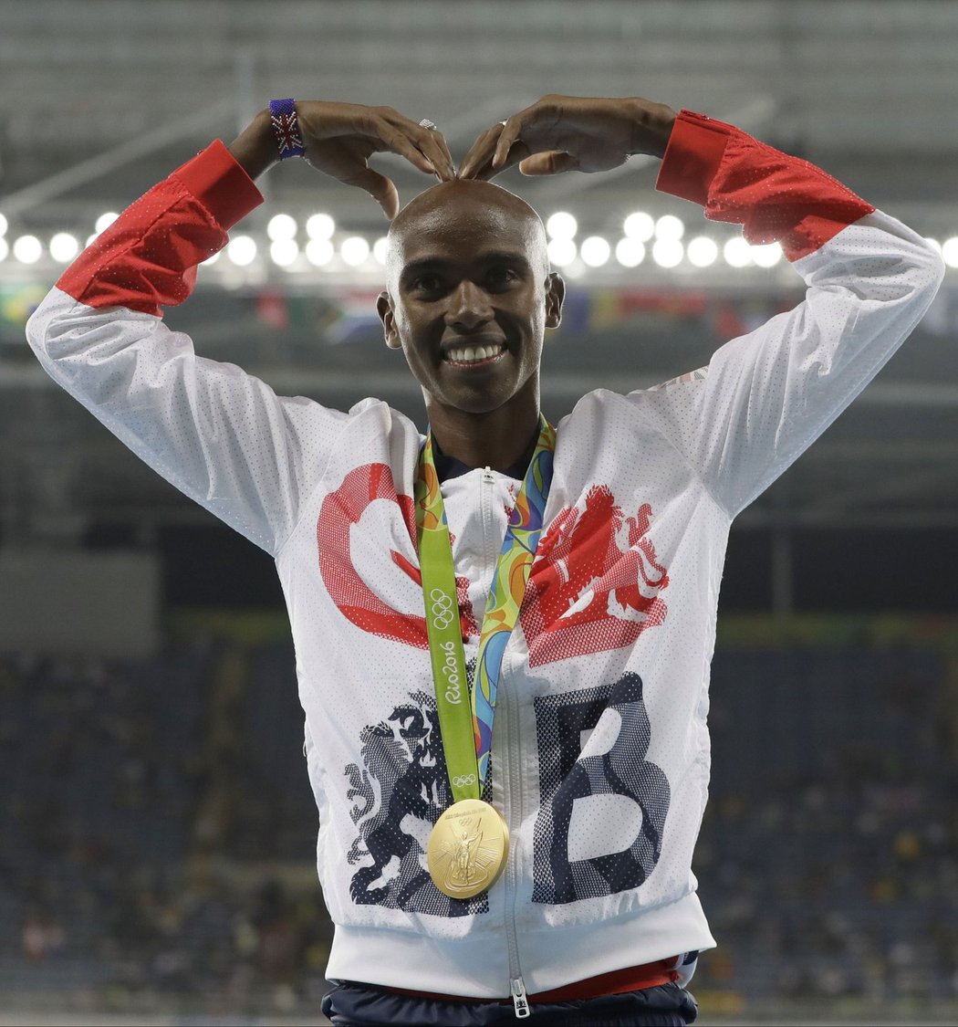 Mo Farah dokázal zvítězit, i když se pro něj závod nevyvíjel vůbec dobře