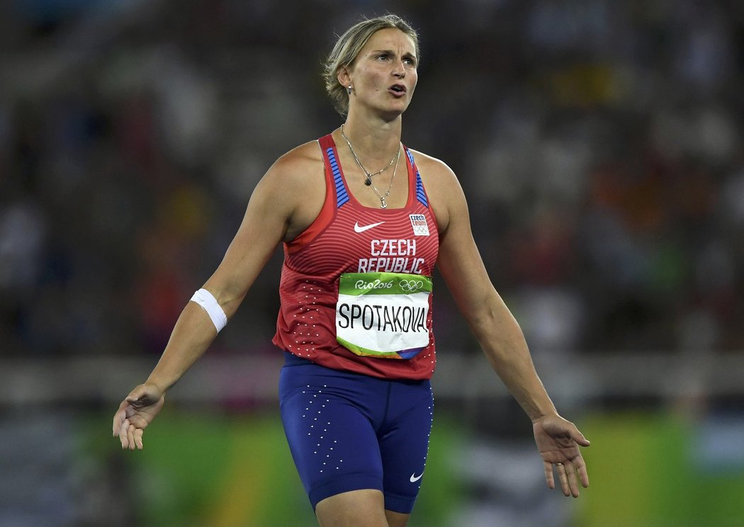 Česká oštěpařka Barbora Špotáková během olympijského závodu v Riu