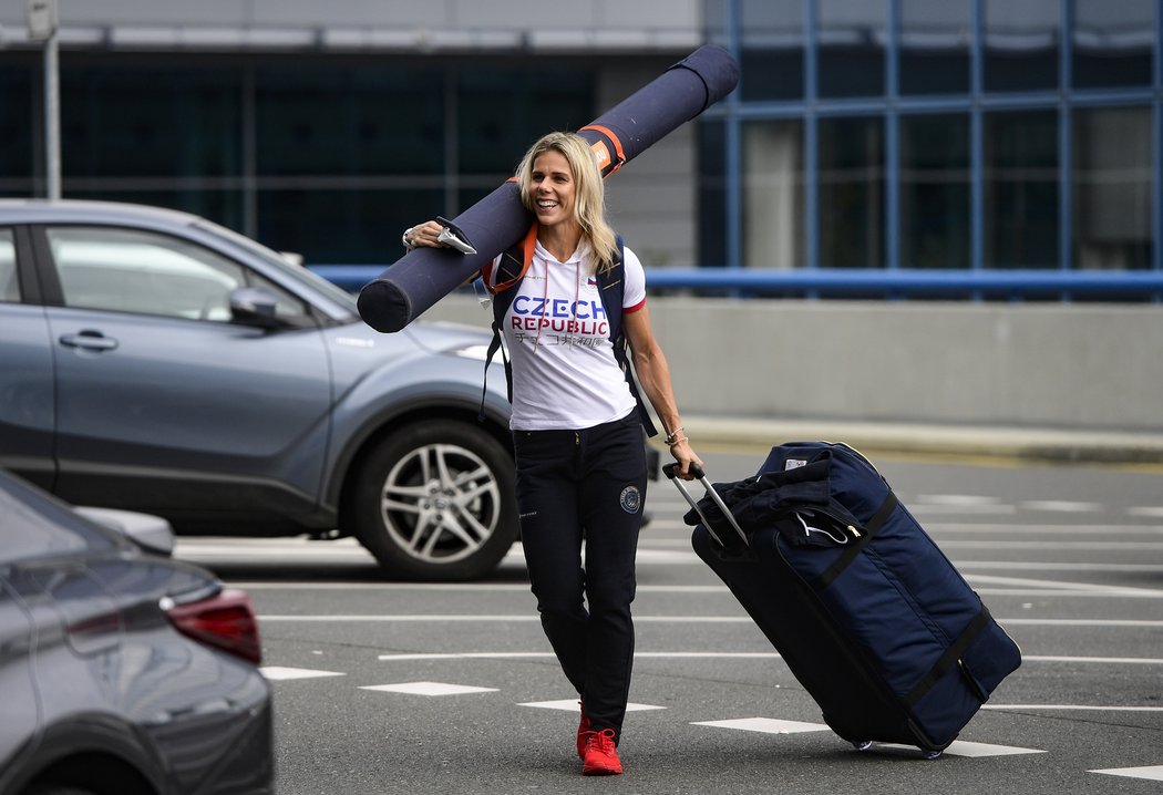 Oštěpařka Nikola Ogrodníková míří k odletu na olympiádu do Tokia