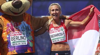 Úžasná maratonkyně Vrabcová-Nývltová o krizi: Nad vodou mě držel manžel