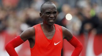 Maraton pod dvě hodiny? Keňan magické číslo nepokořil o 25 vteřin