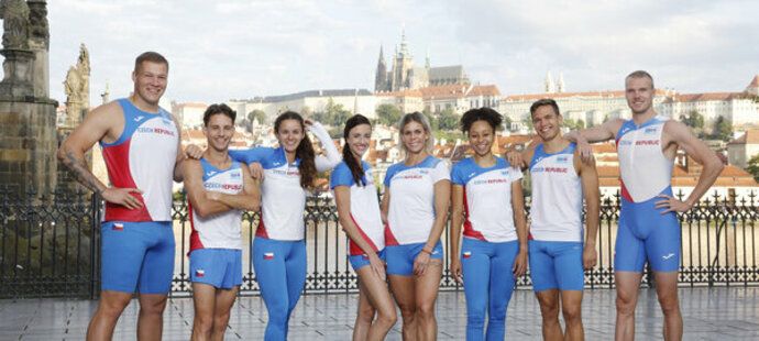 Čeští atleti zapózovali v nových dresech pro ME v Mnichově