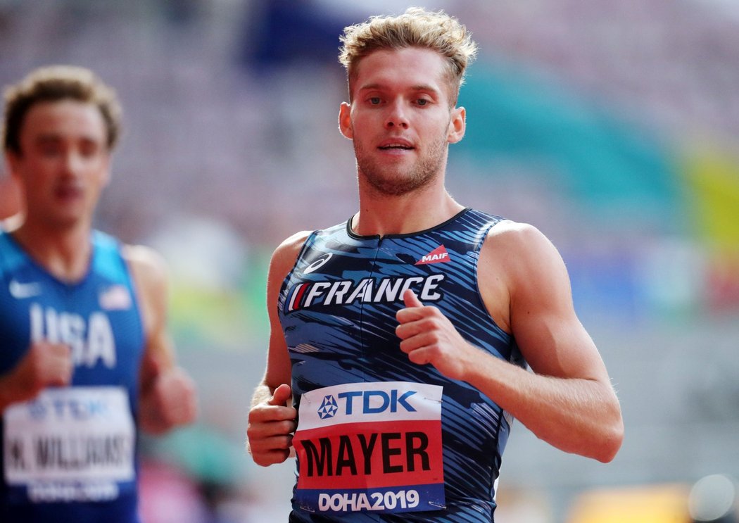 Francouzský desetibojař Kevin Mayer během stovky na mistrovství světa v Dauhá