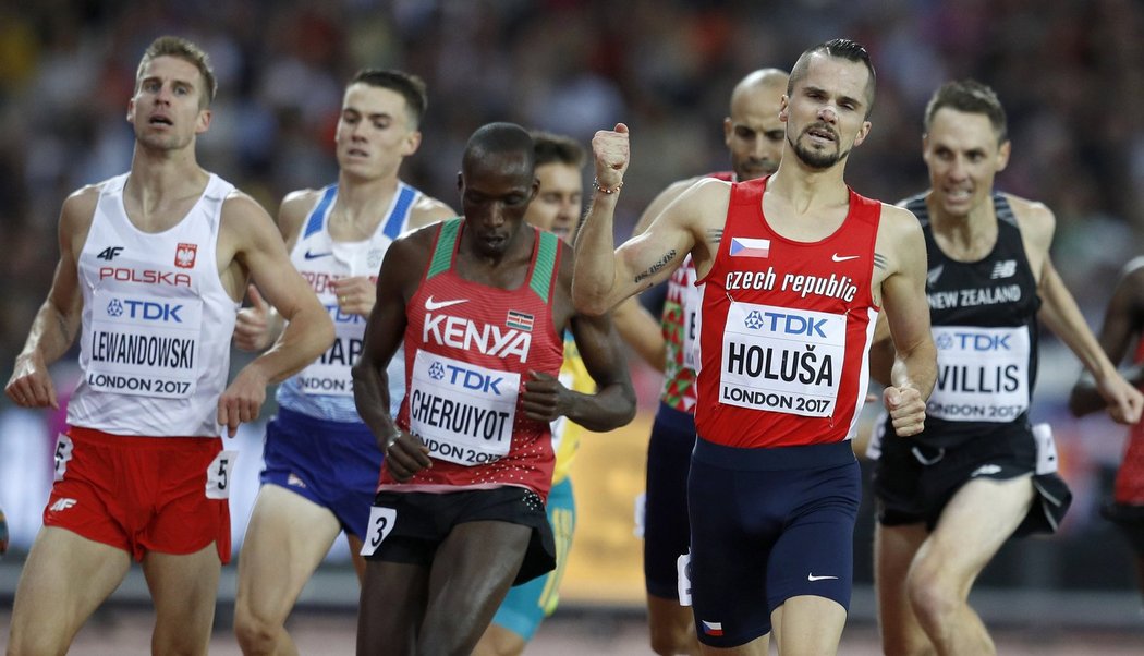 Jakub Holuša v semifinále 1500 metrů zazářil nejrychlejším časem 3:38,05!