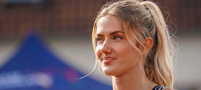 Německá čtvrtkařka Alica Schmidtová je krásná a talentovaná atletka