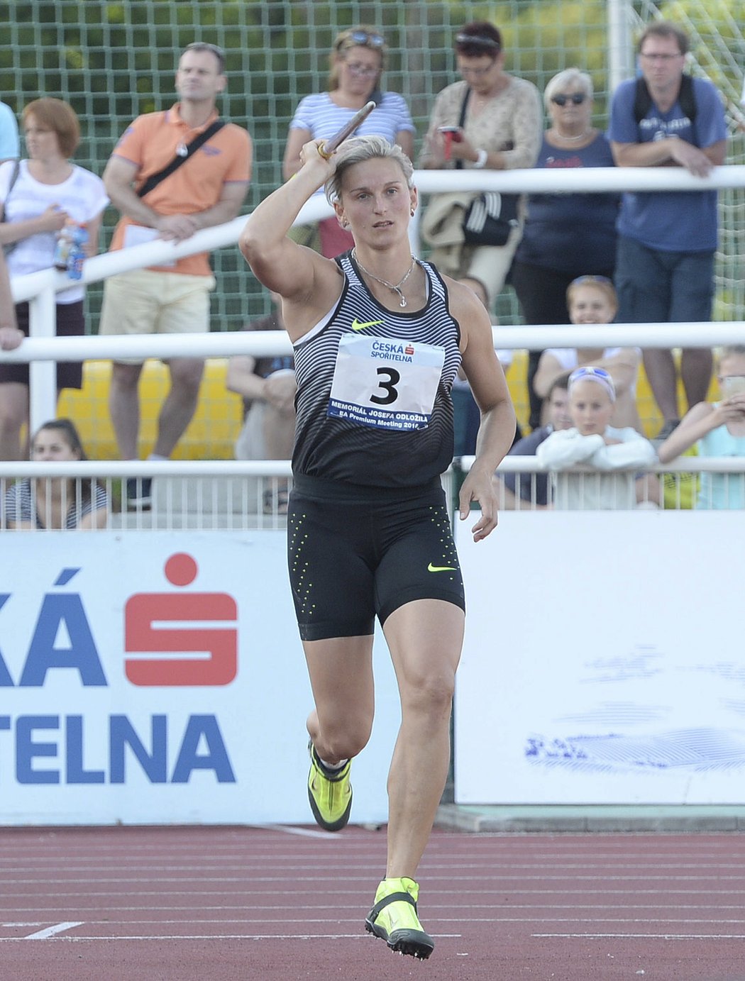 Barbora Špotáková při jednom ze svých pokusů na Odložilově memoriálu