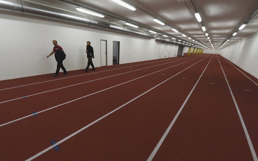V ostravské atletické hale je i tréninkový tunel