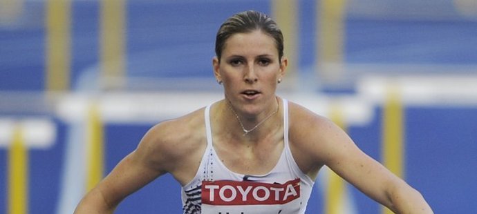 Zuzana Hejnová v rozběhu na 400 m překážek