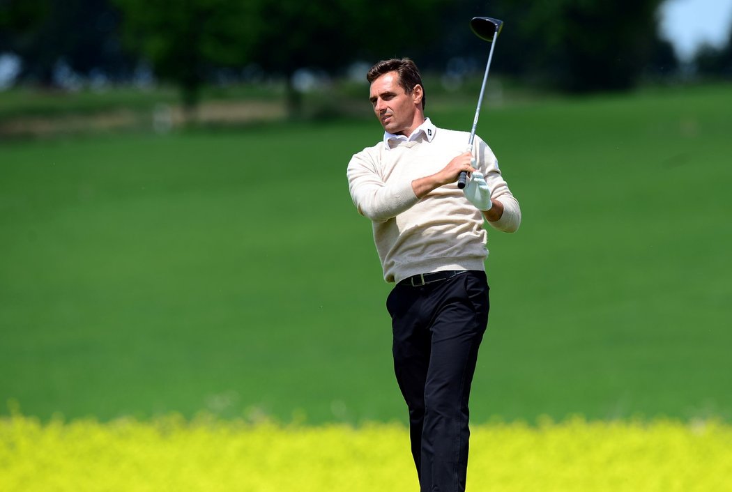 Roman Šebrle při hraní golfu