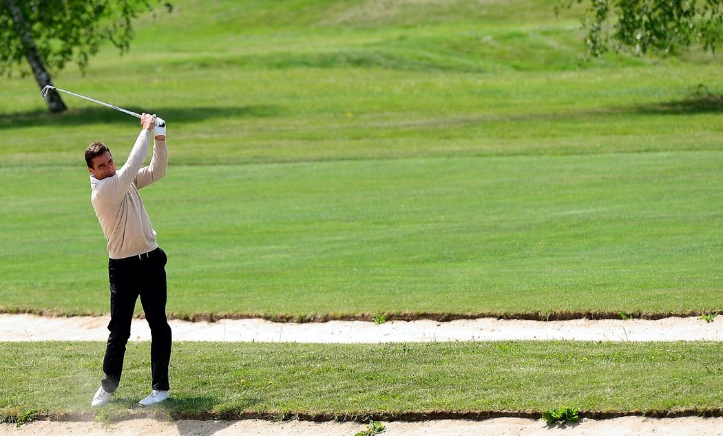 Velkou vášní Romana Šebrleho je golf