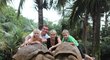 Šebrle se na Mauriciu s rodinou vyfotil u obřích želv