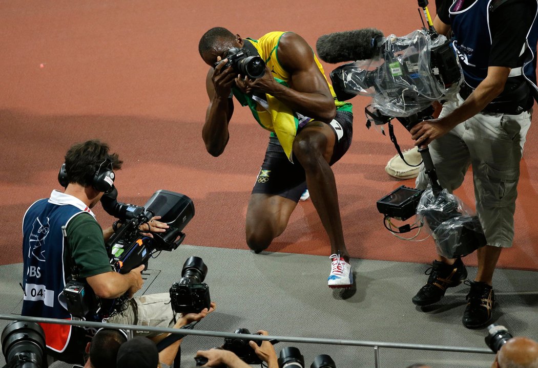 Bolt si prohodil zaměstnání. Novinářům chtěl ukázat, že není pouze nejrychlejším mužem na světě