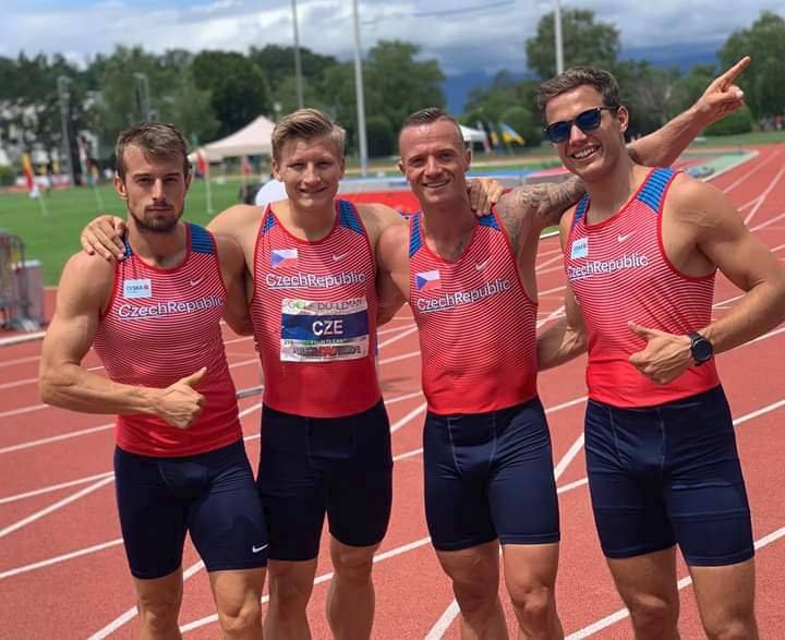 Česká štafeta 4x100 metrů ve složení Zdeněk Stromšík, Jan Veleba, Jan Jirka a Dominik Záleský posunula svůj vlastní český rekord...