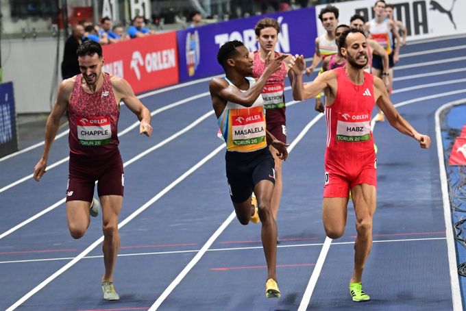 Vytvořil národní rekord, pak z ruky udělal revolver, namířil a... Diskvalifikace! Vytvořil národní rekord, pak z ruky udělal revolver, namířil a... Diskvalifikace!