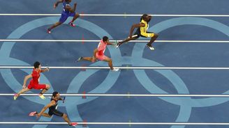 To nemá obdobu – famózní Usain Bolt potřeboval na 9 zlatých medailí jen 114 sekund