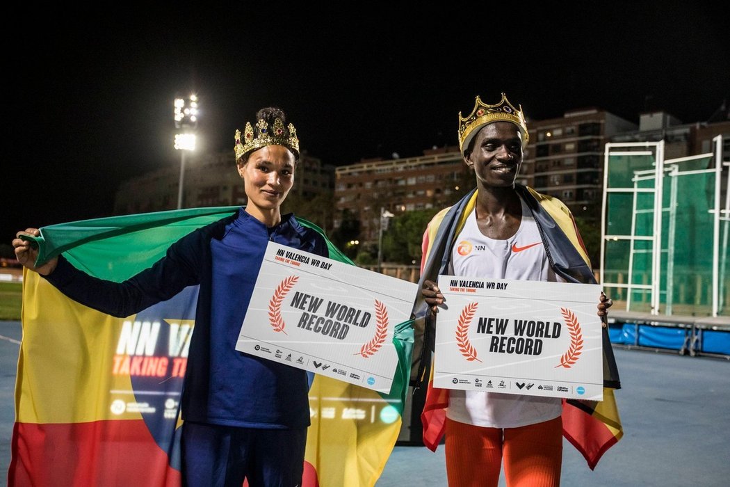 Letsenbet Gideyová a Joshua Cheptegei jako králové světové atletiky po rekordním mítinku ve Valencii