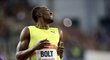 Vítěz běhu na 200 metrů Usain Bolt z Jamajky v roce 2015