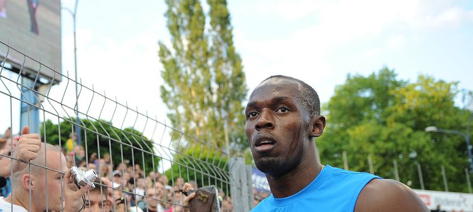 Usain Bolt nevynechal tradiční vítězné kolečko