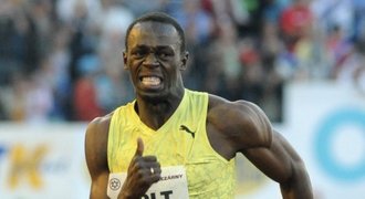 Bolt běžel pod deset sekund i v silném protivětru