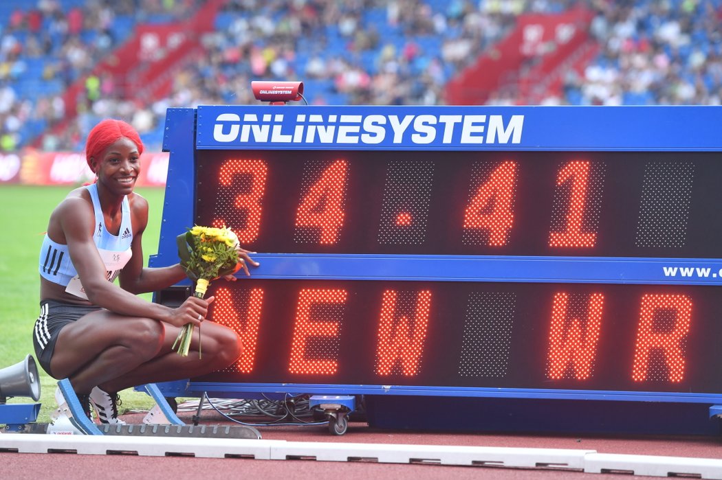 Shaunae Millerová-Uibová překonala na Zlaté tretře v Ostravě světový rekord v běhu na netradiční trati 300 metrů