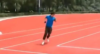 Tomu neuvěříte! Atletika po čínsku: Běžecký ovál má tvar ČTVERCE