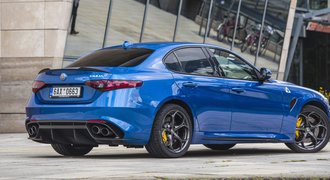 Italská rebelka. Alfa Romeo Giulia QV jezdí naprosto neskutečně