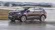 Ford Edge je pořádný kus auta, na délku měří přes 4,8 metru