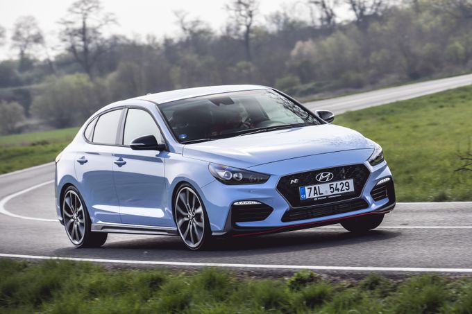 Raketa z Nošovic. Hyundai i30 N se může postavit těm nejlepším Raketa z Nošovic. Hyundai i30 N se může postavit těm nejlepším