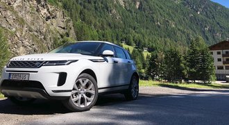 S Evoquem na místo, kde řádil samotný Bond! Čím nový Range Rover vyniká?