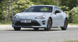 Ryzí radost. Toyota GT86 hledá konkurenci stále velmi těžko