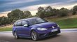 Vrcholný Golf R Variant startuje na 1 156 900 Kč, nejlevnější verze s motorem 1.0 TSI ovšem stojí od 479 900 korun