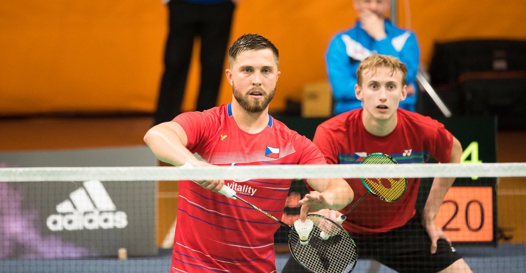 Český badmintonista Adam Mendrek vytvořil nový deblový pár s Ondřejem Králem