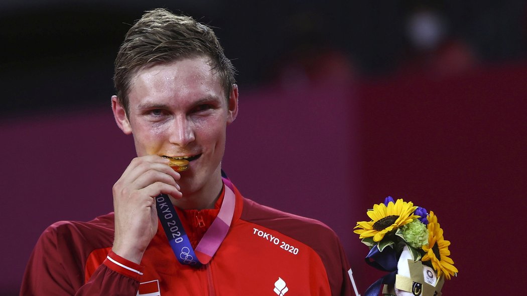 Dán Viktor Axelsen opanoval turnaj badmintonistů bez ztráty setu