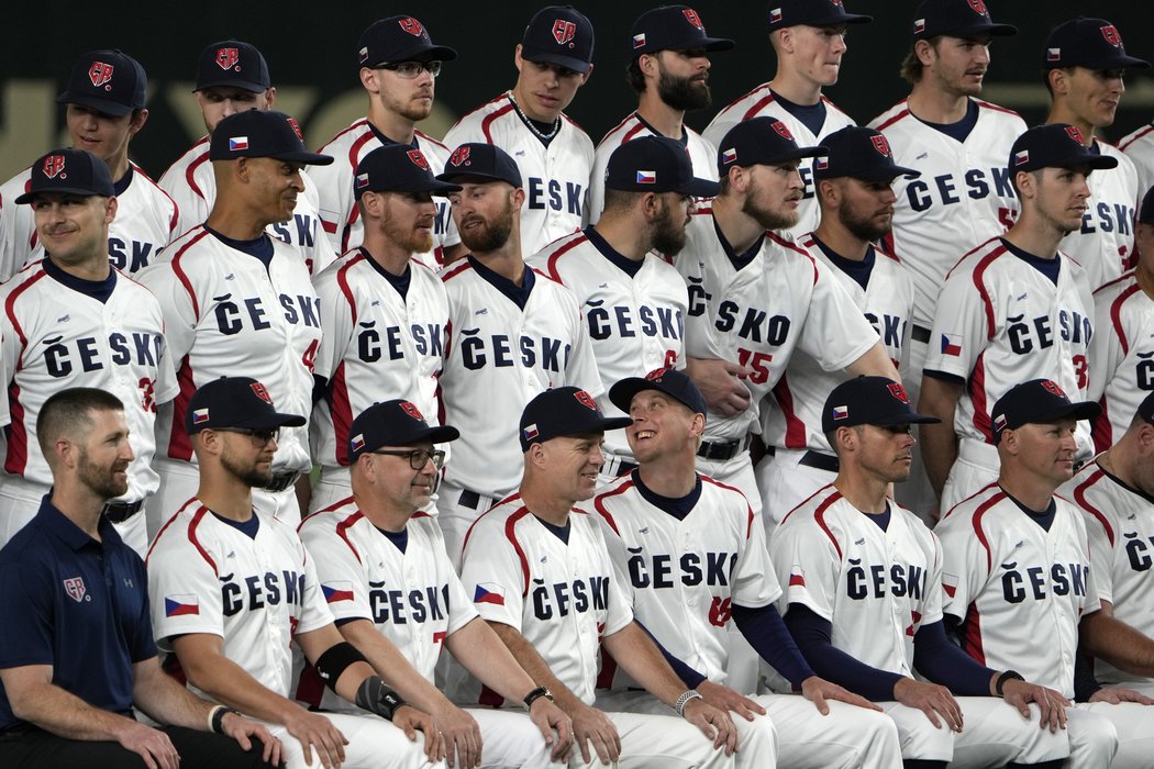 Čeští baseballisté na oficiálním focení před turnajem