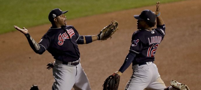 Baseballisty Clevelandu dělí jedna výhra od prvního triumfu v zámořské MLB po 68 letech.