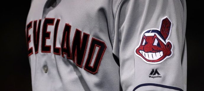 Baseballisté Clevelandu již před rokem přestali nosit tradičního šklebícího Indiána, nyní je čeká i změna názvu klubu.