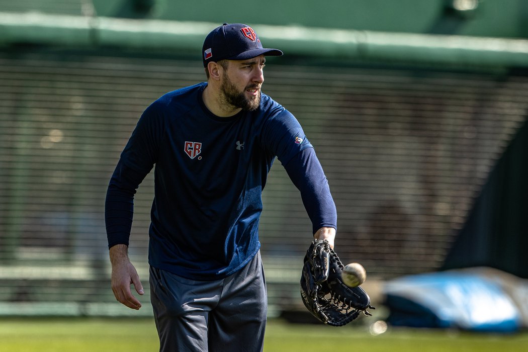 Arnošt Dubový při tréninku před World Baseball Classic