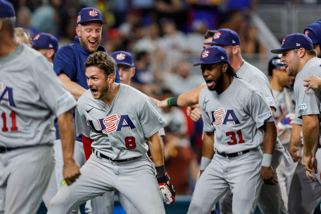 Američané díky grand slamu Tree Turnera v 8. směně zdolali Venezuelu